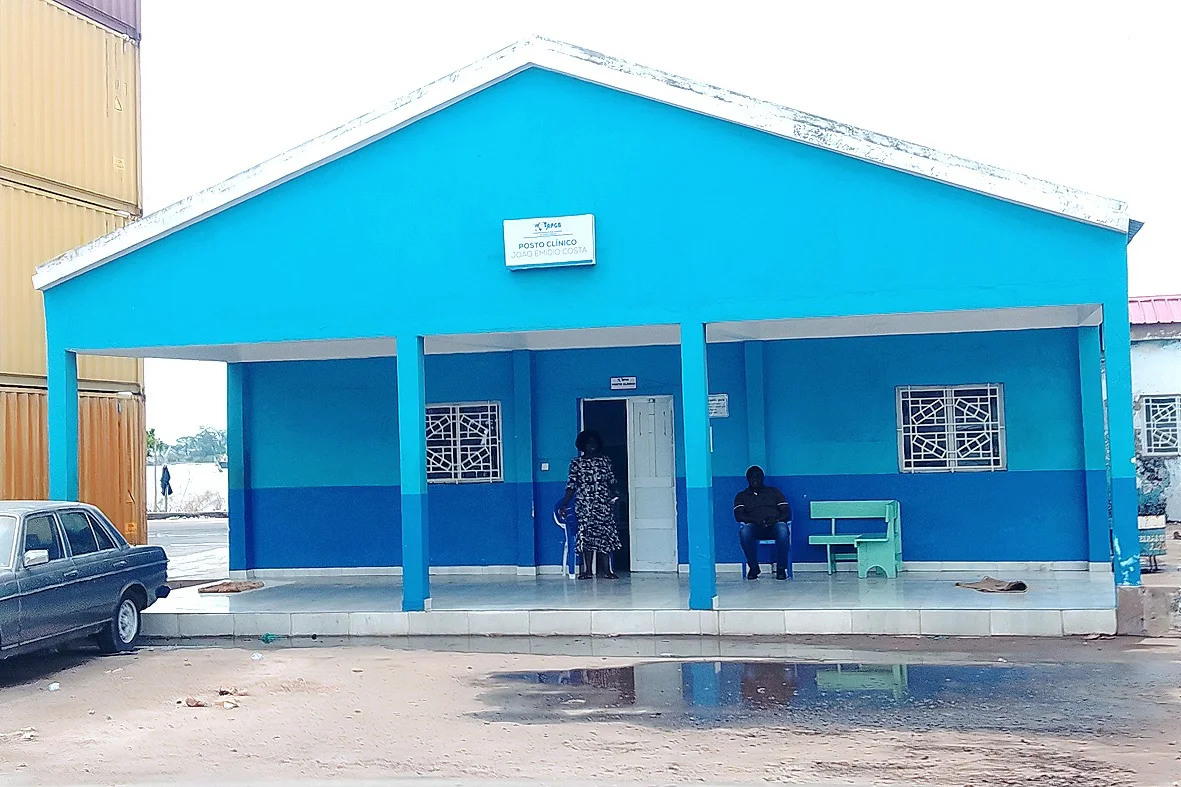Posto clínico da APGB no Porto de Bissau